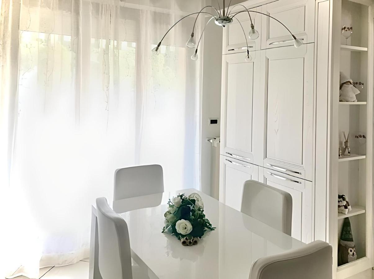 דירות פסקרה Casa Vacanze Esedra מראה חיצוני תמונה